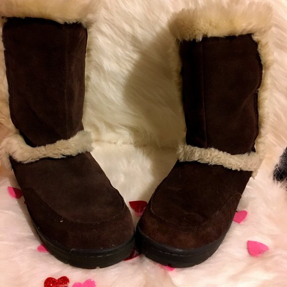 Sonoma Suede Boots - Picture 4 of 4